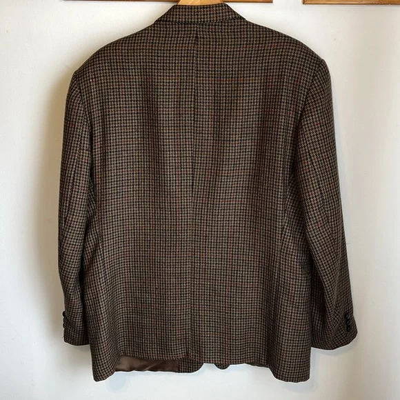 Embassy Row Jacket - Picture 2 of 14